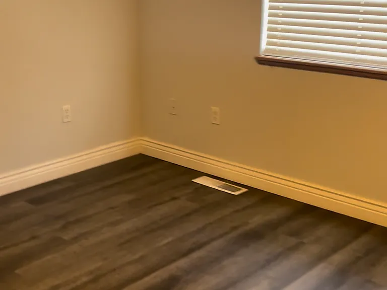 3121 Arrowhead St #2099856572 — Photo 16