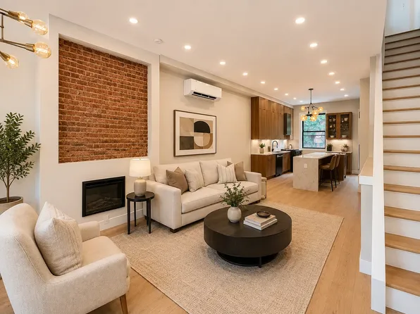 5 Alice Ct, Brooklyn, NY