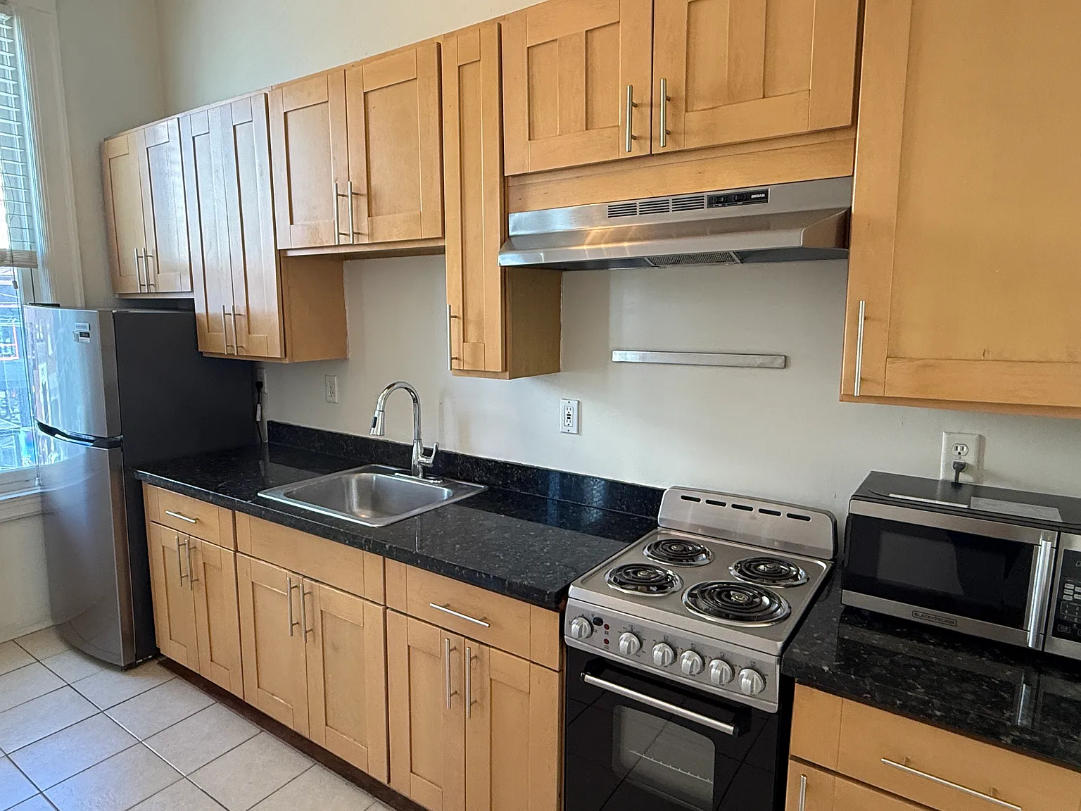 1 bed, $4,000 — Photo 4