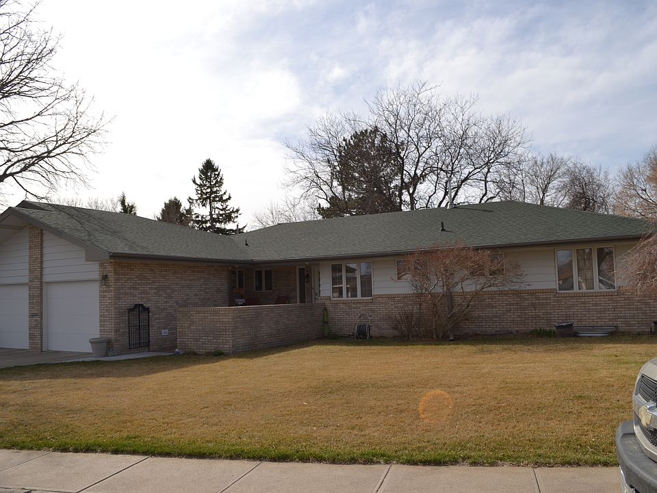 5bed/3bath 3 car garage