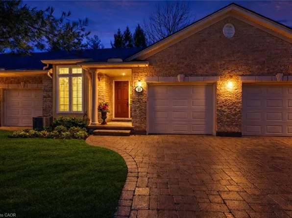 3241 Montrose Rd #10, Niagara Falls, ON L2H 3L3