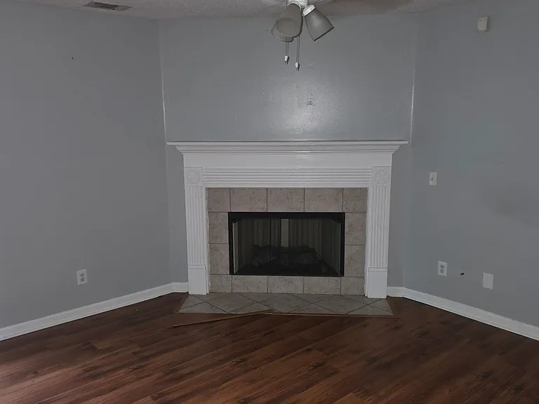 467 Copper Creek Cir — Photo 2