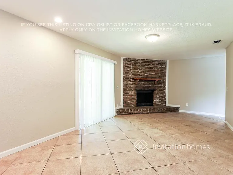 8323 Country Creek Blvd — Photo 4