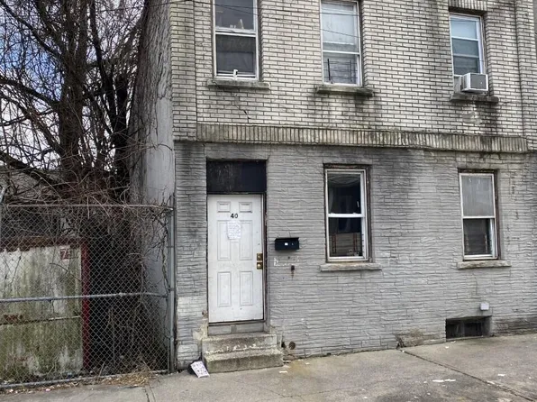 40 Brighton Ave, Staten Island, NY 10301