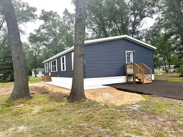 2524 Cherry Rd, Twin Lake, MI 49457