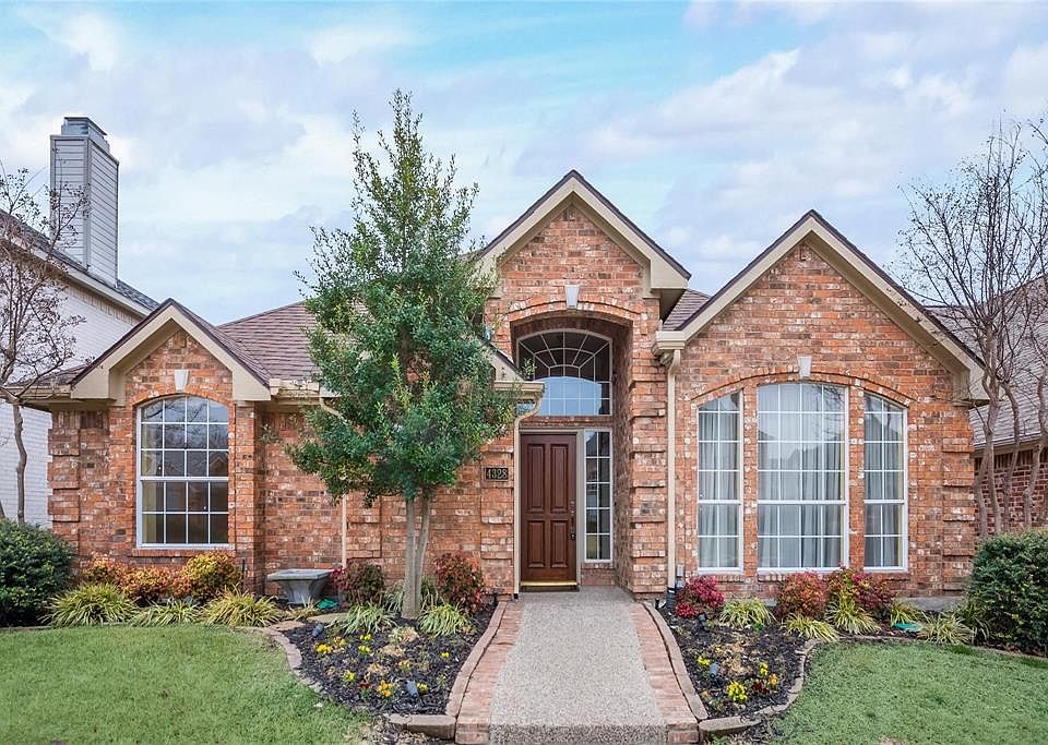 1st image of 4328 Voss Hills Pl