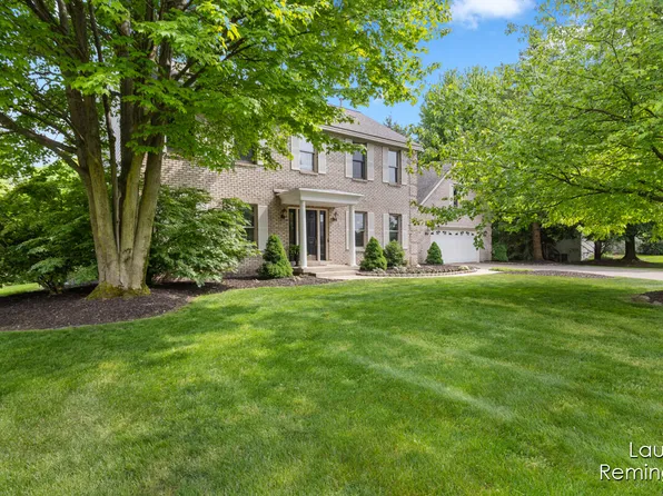 7694 Hidden Lake Dr, Hudsonville, MI 49426