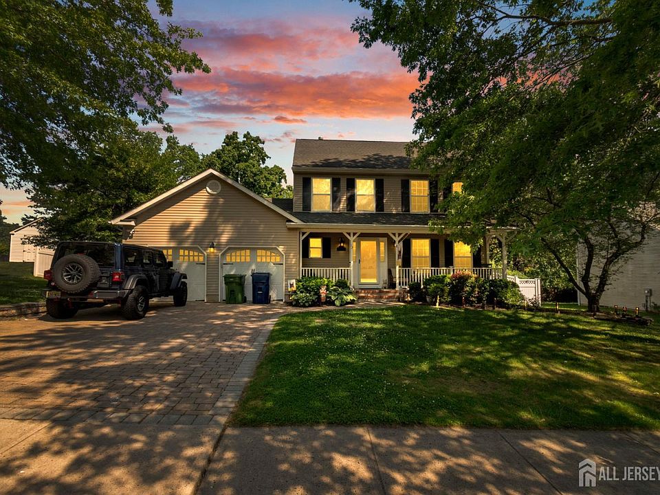 1st image of 12 Marcy Dr