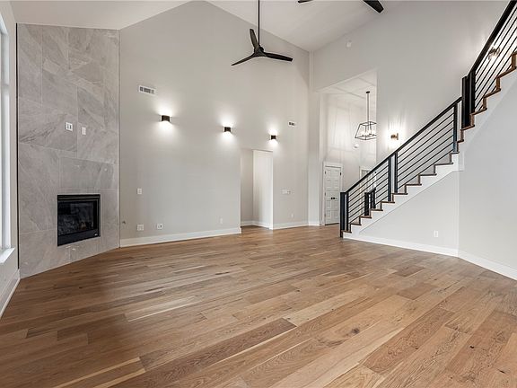 3rd image of 4302 S 87th Pl