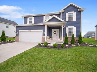 W241N5640 Simona Dr, Sussex, WI 53089