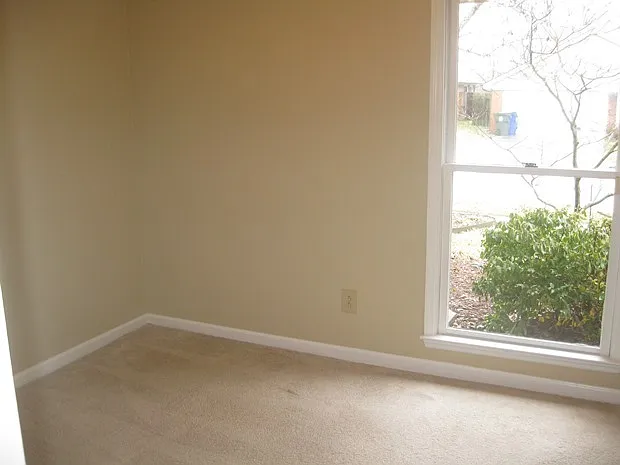 1664 Crossen Way — Photo 6