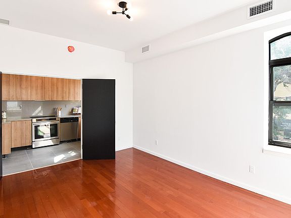 4th image of 57 Driggs Ave APT 2F