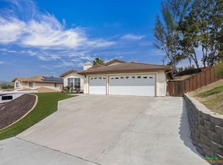 8637 Clifford Heights Rd, Santee, CA 92071
