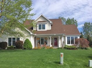 27 Pride St, Honeoye Falls, NY 14472