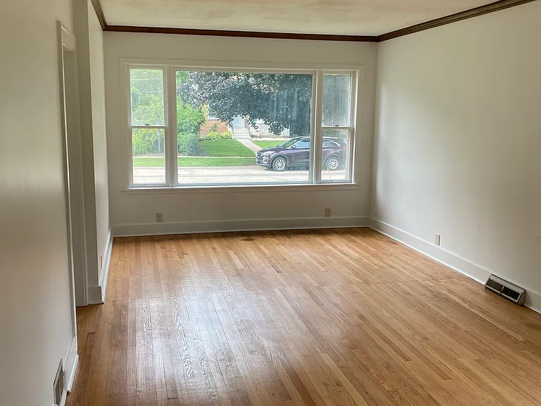 207 N Lakeshore Dr — Photo 15