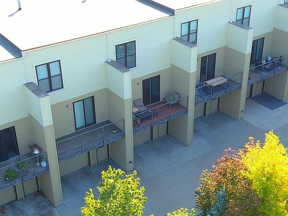 3rd image of 7001 Straffan Pl