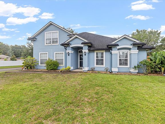 3rd image of 13705 Fish Eagle Dr W