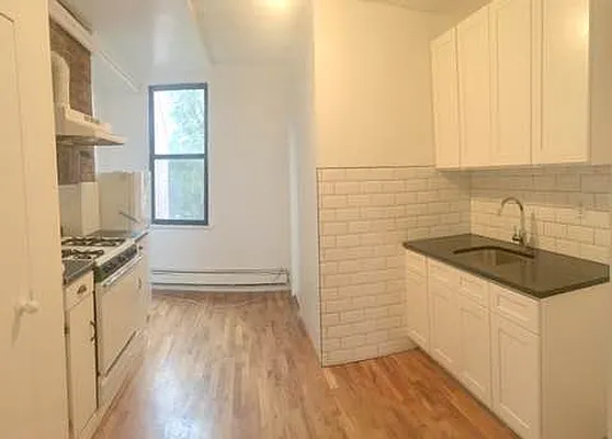 Rented by Brooklyn Real Estate Services | media 7