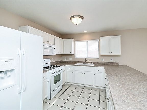 5th image of 5920 Wood Petal St