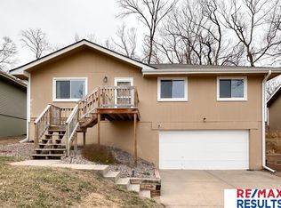 6019 S 44th St, Omaha, NE 68107