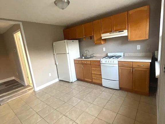 3rd image of 520 New Jersey Ave Floor 2