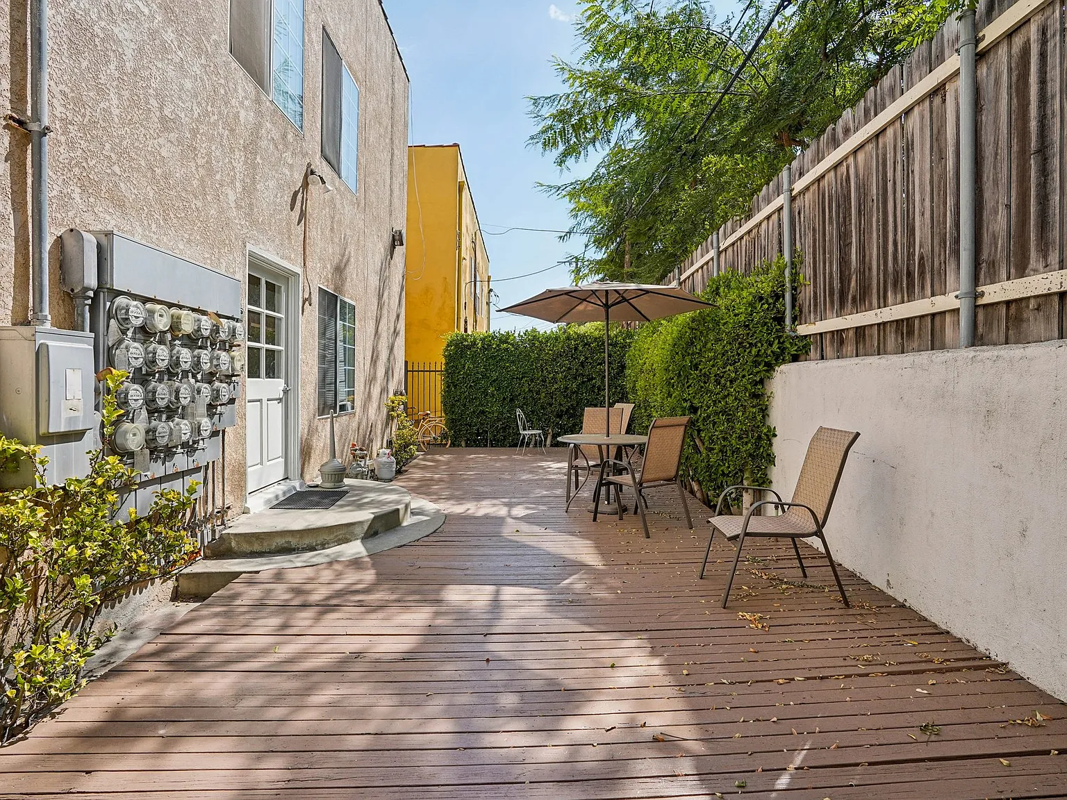 723 S. Mansfield Ave. — Photo 4