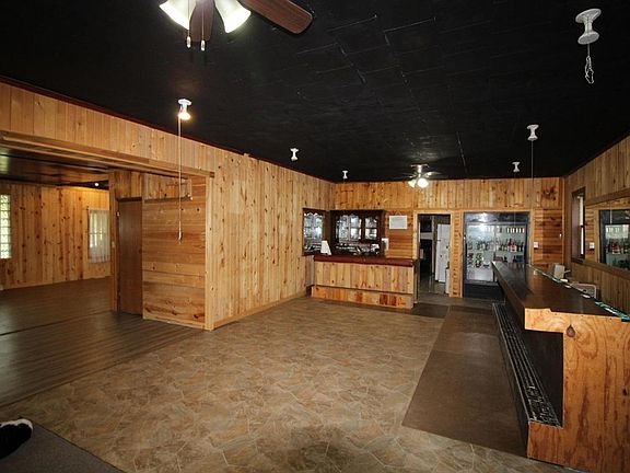 4th image of 13 W Main STREET