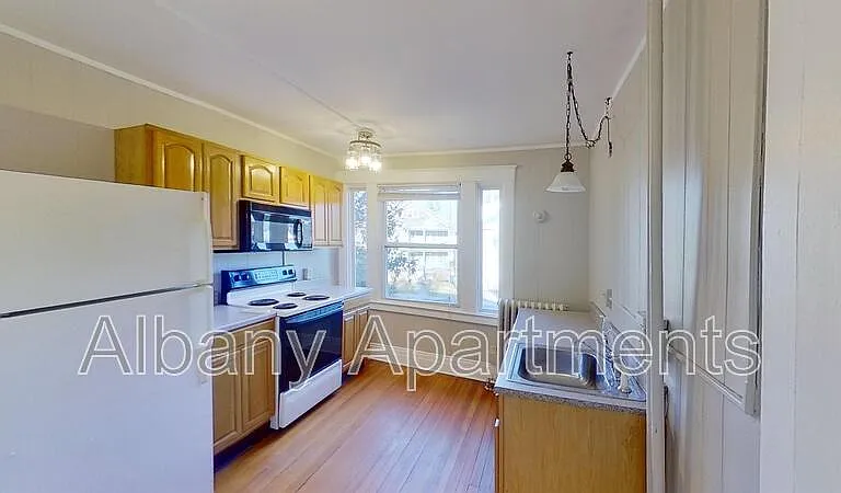 100 Ryckman Ave #2F — Photo 7