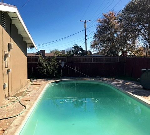 3rd image of 99 W Burlwood Ln