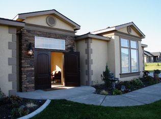 91101 Badger View Dr, Kennewick, WA 99338