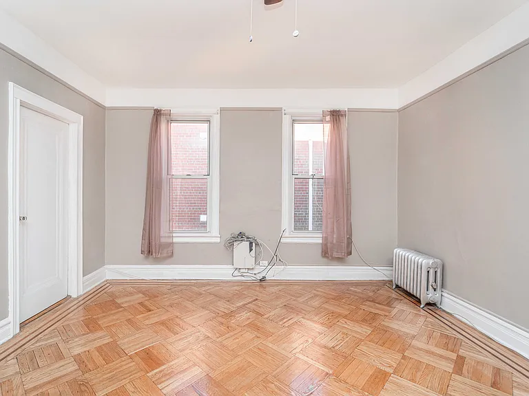 25-65 46th St #2 — Photo 8