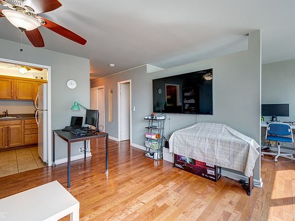 5th image of 3550 N Lake Shore Dr APT 2125
