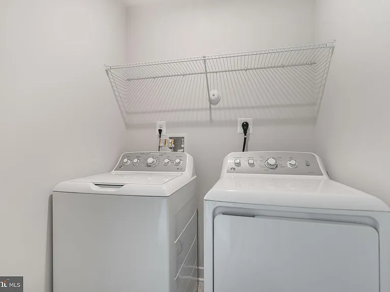 1505 Wilmer Park Ln — Photo 26