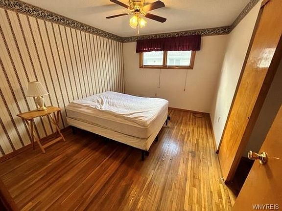 5th image of 58 Crandon Blvd