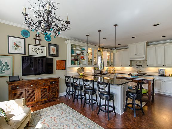 5th image of 4610 Tiger Lily Way NW