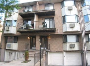 1076 E 73rd St, Brooklyn, NY 11234