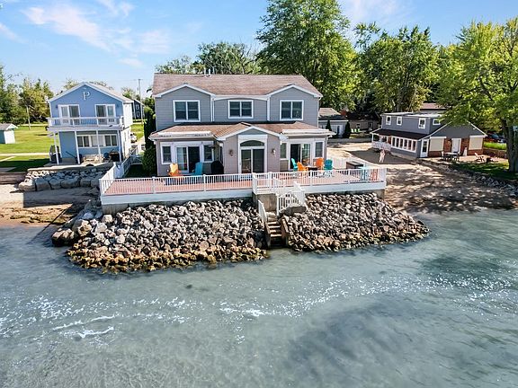 4th image of 3045 E Shore Dr