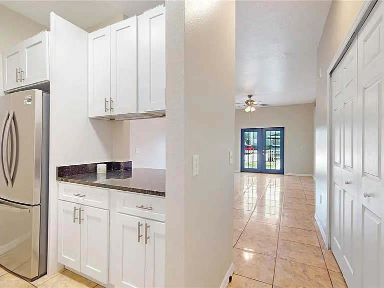 206 Majors Ln #D — Photo 20