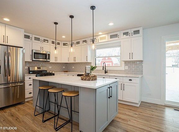 4th image of 7046 Orchard Ln