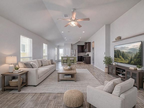 3rd image of 264 Gaida Loop