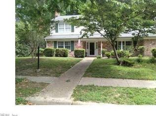 940 Duke Of Suffolk Dr, Virginia Beach, VA 23454