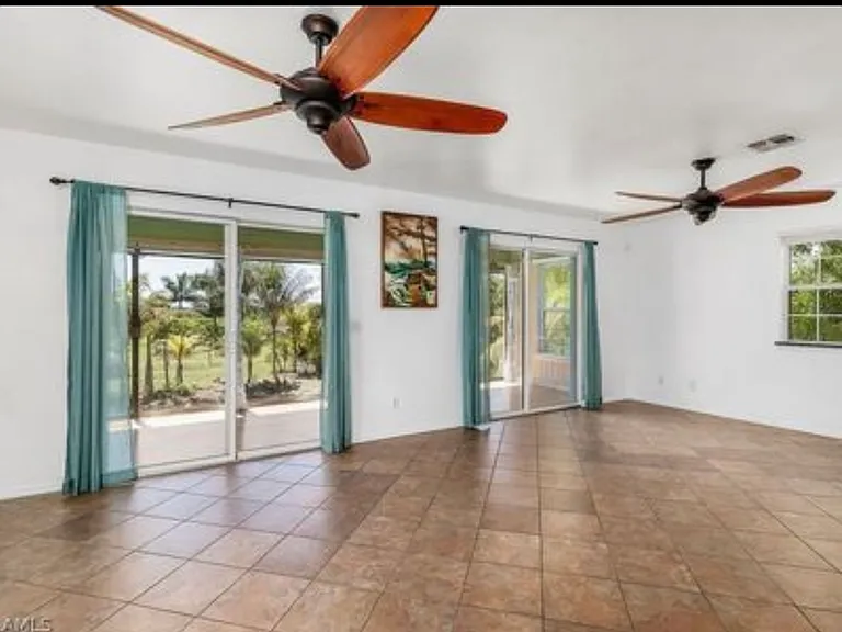 6527 Fuller Dr — Photo 2