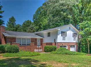 104 Cherokee Dr, Lexington, NC 27295