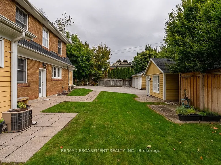 2080 Caroline St #A — Photo 10