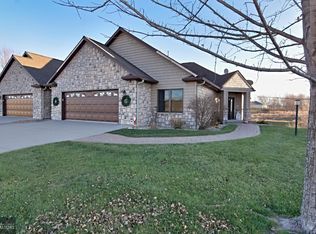 820 W Merle Hibbs Blvd, Marshalltown, IA 50158