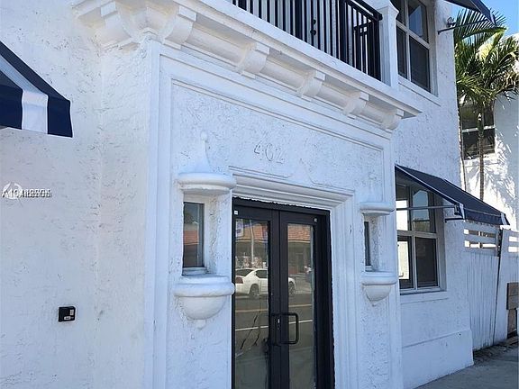 3rd image of 402 NW 12th Ave APT 110