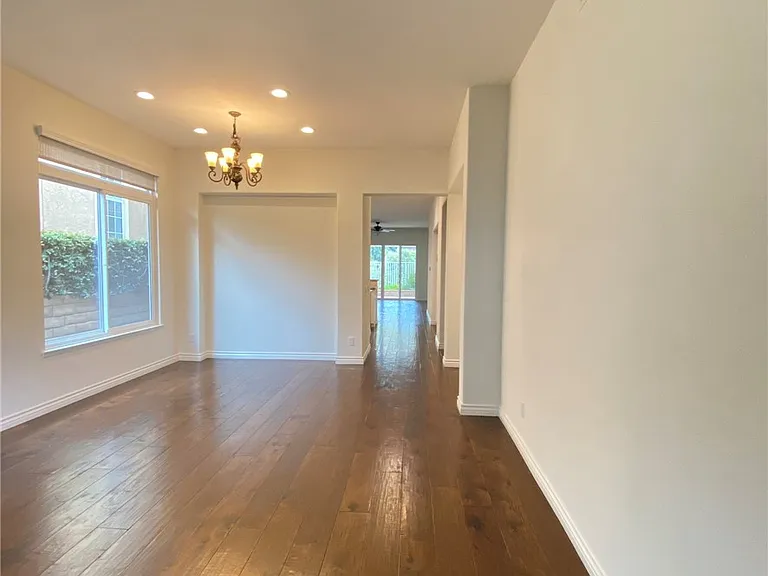 2510 Renata Ct — Photo 2
