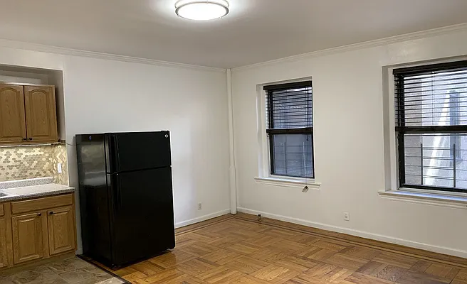 Rented by Otto Nielsen Realty | media 14