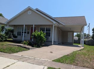 327 S Roane St, Webb City, MO 64870