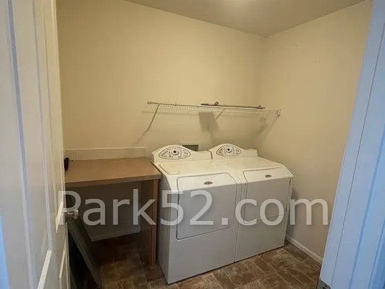6418 41st St E — Photo 18